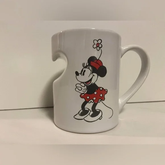 Disney Store Minnie Mouse J’taime mug - Picture 2 of 4